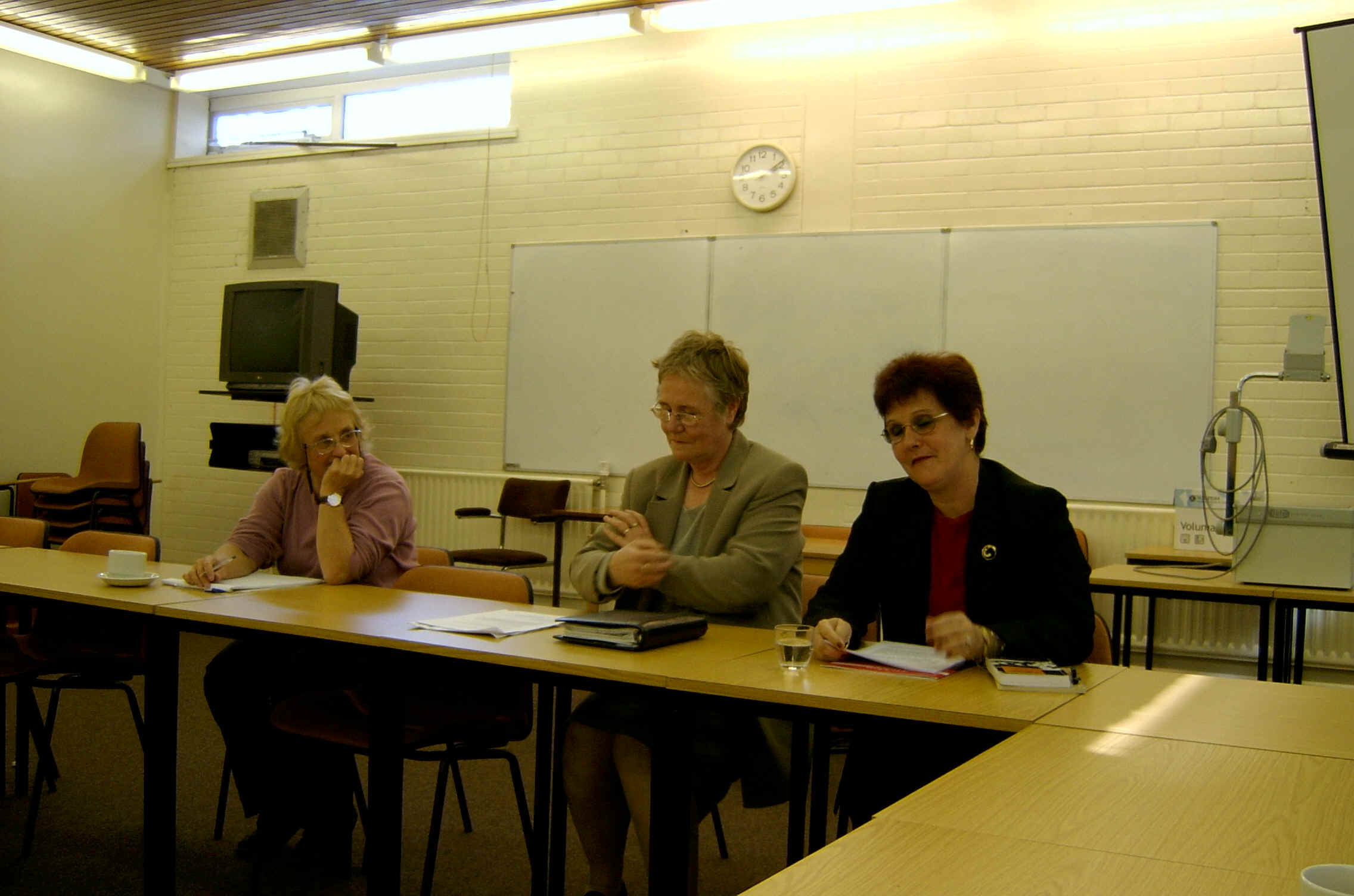 Carolina de la Torre with Carolyn Kagan and Kath Knowles